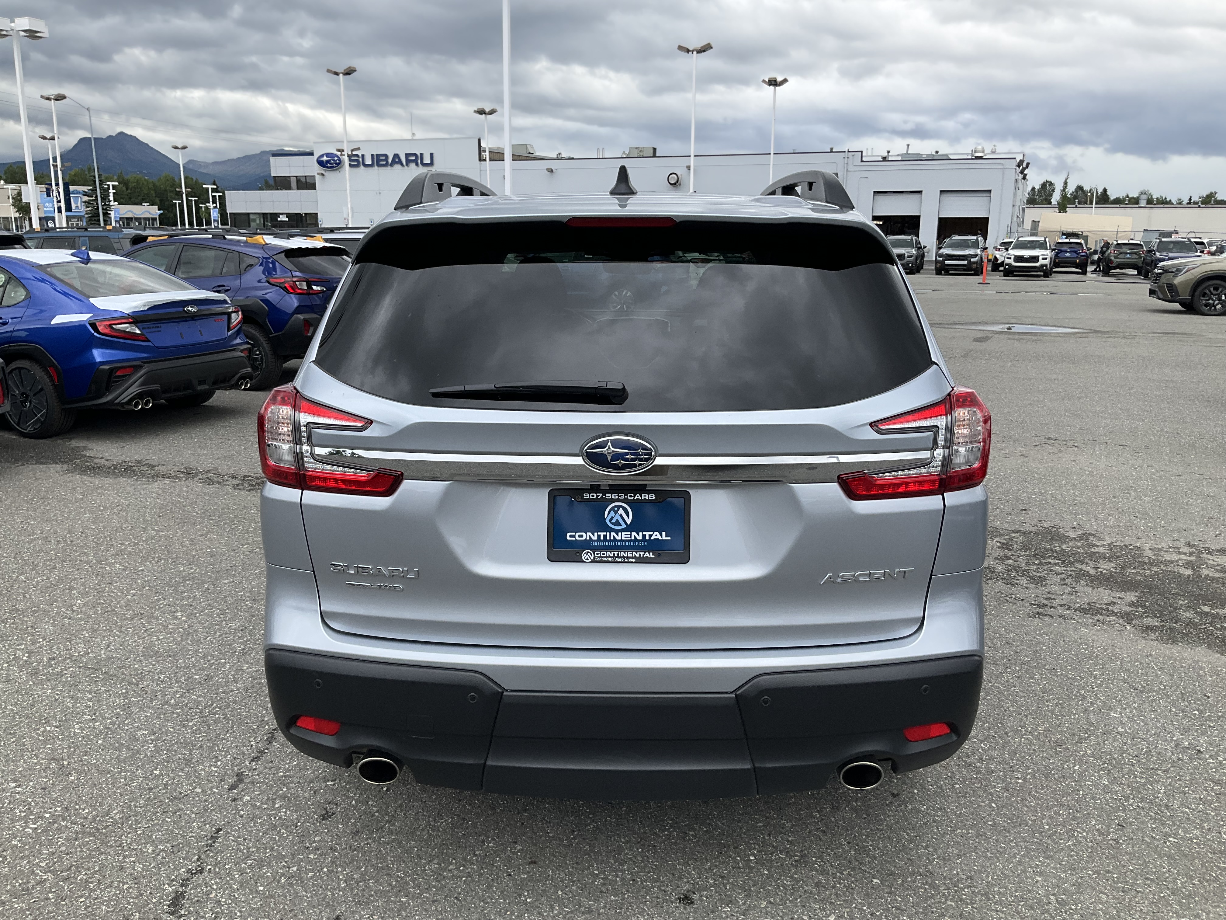 Used 2025  Subaru Premium image 4