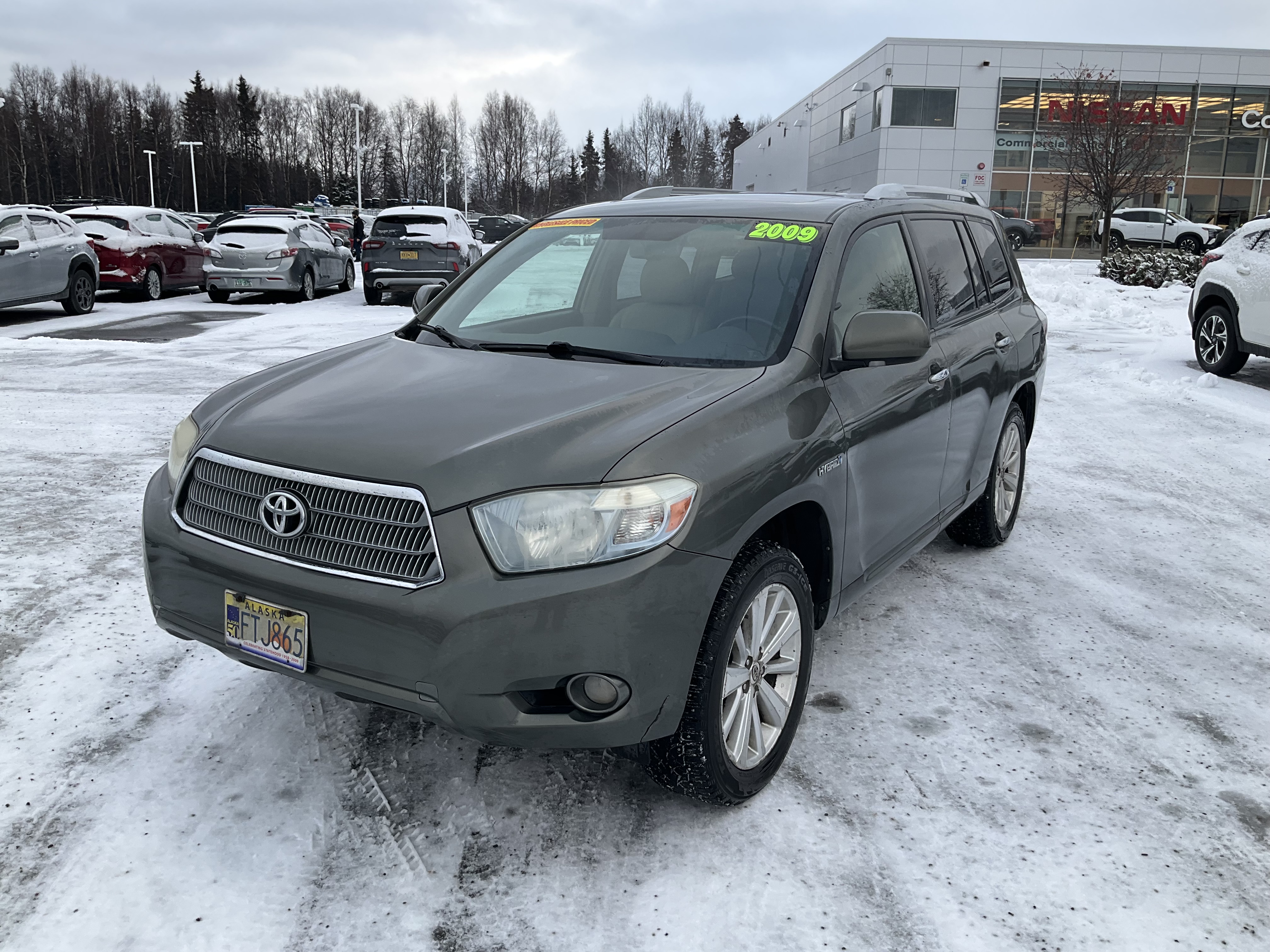 Used 2009 Toyota Highlander Limited Hybrid with VIN JTEEW44A592036004 for sale in Anchorage, AK