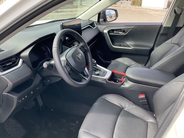 2024 Toyota RAV4 (U23054-6)