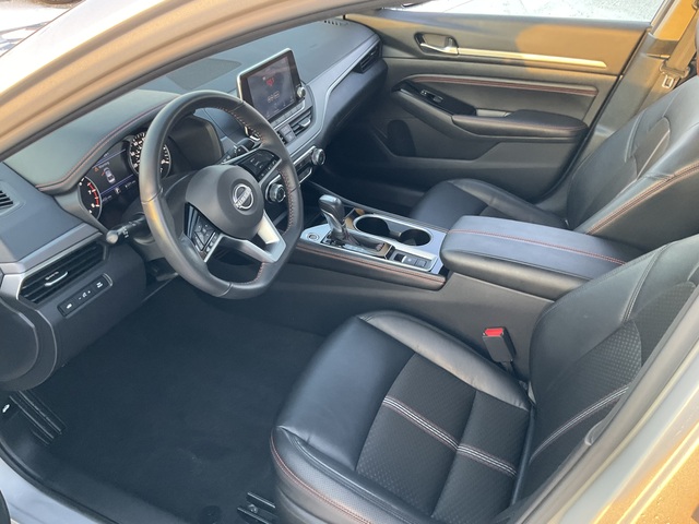2023 Nissan Altima (U2406)