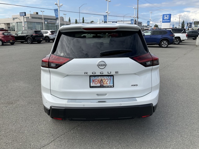 2025 Nissan Rogue (U2425)