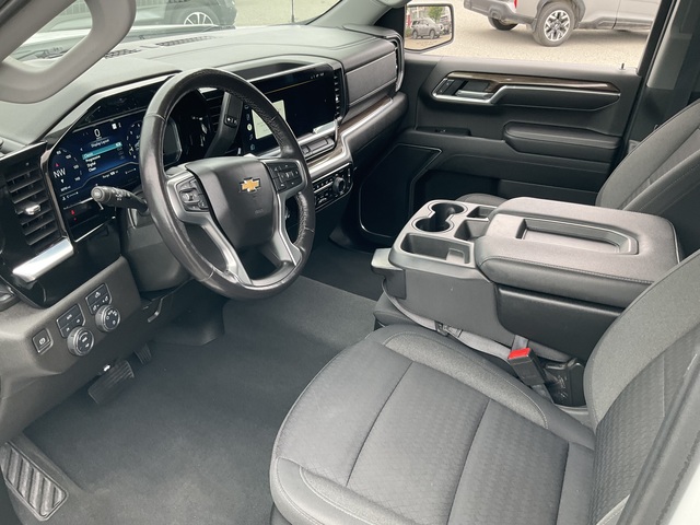 2022 Chevrolet Silverado 1500 (U2439)