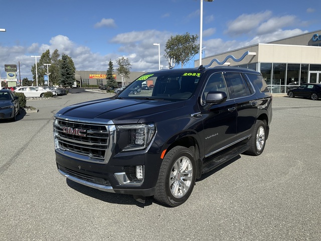 2023 GMC Yukon SLT's photo