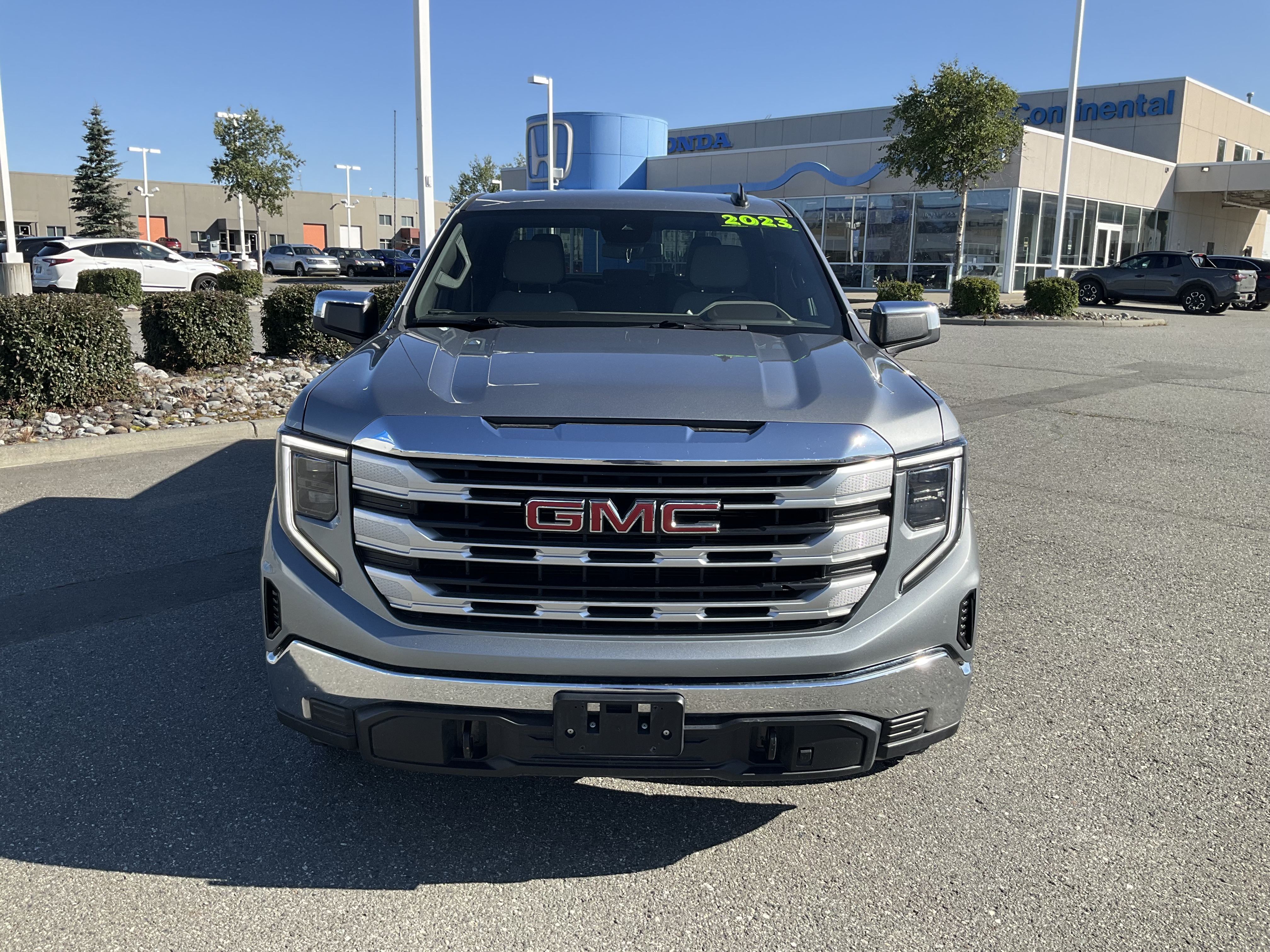 Used 2023 Gray GMC SLE image 2