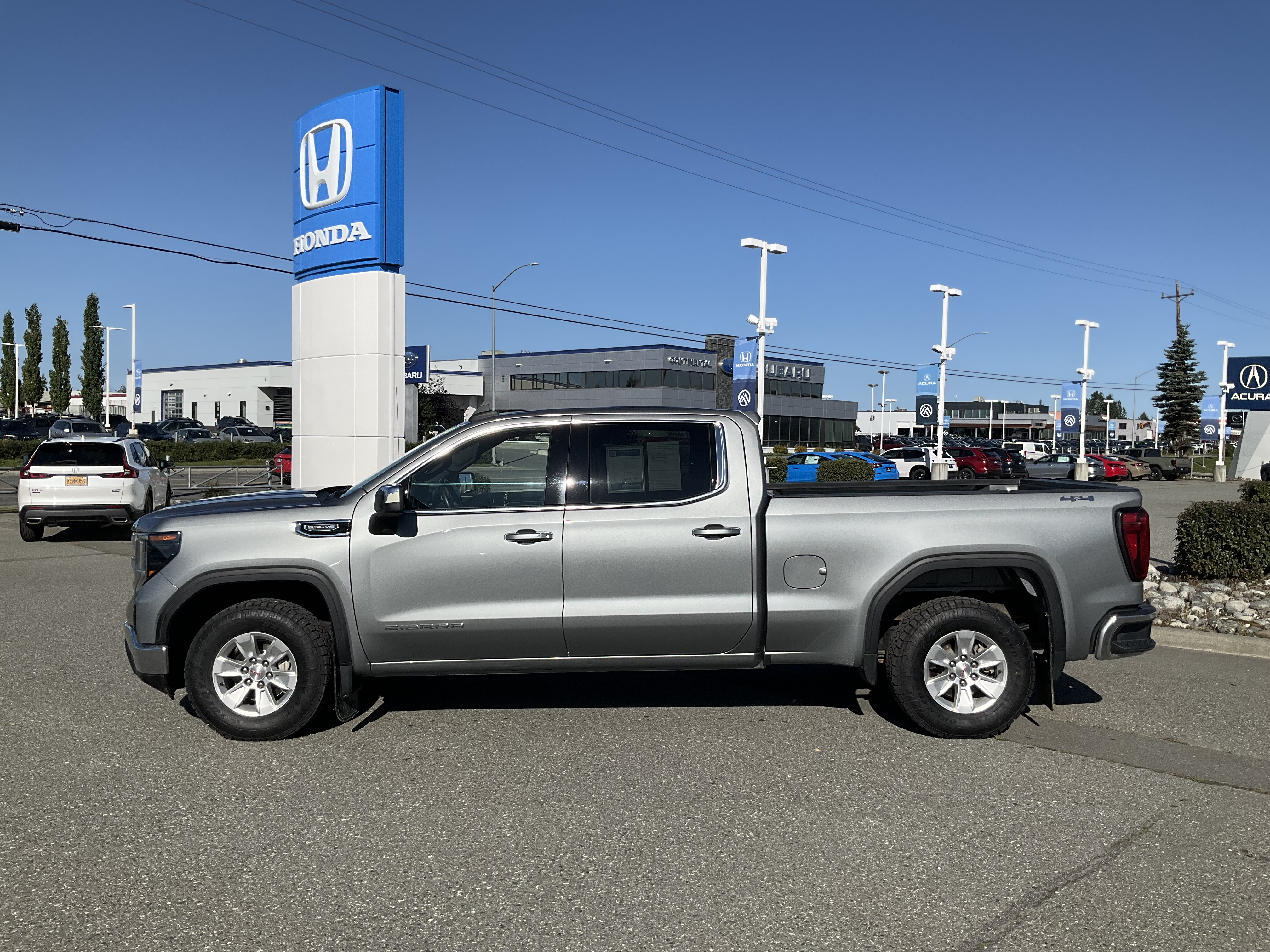Used 2023 Gray GMC SLE image 3