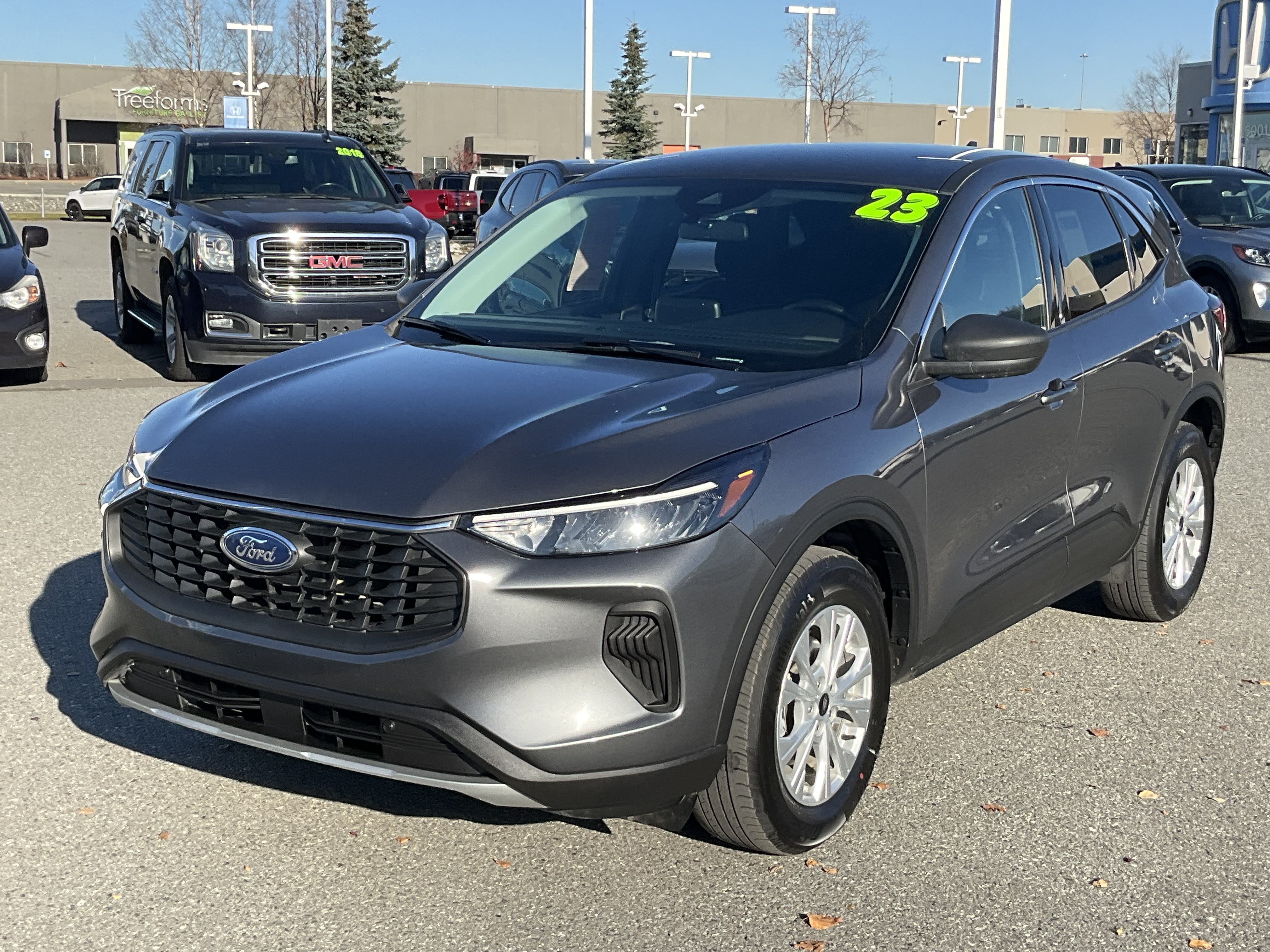 Used 2023 Ford Escape Active with VIN 1FMCU9GN0PUA13093 for sale in Anchorage, AK