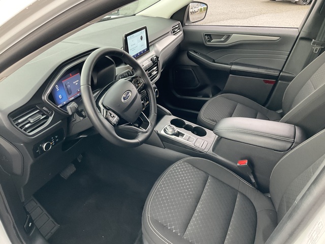 2024 Ford Escape (U5380)