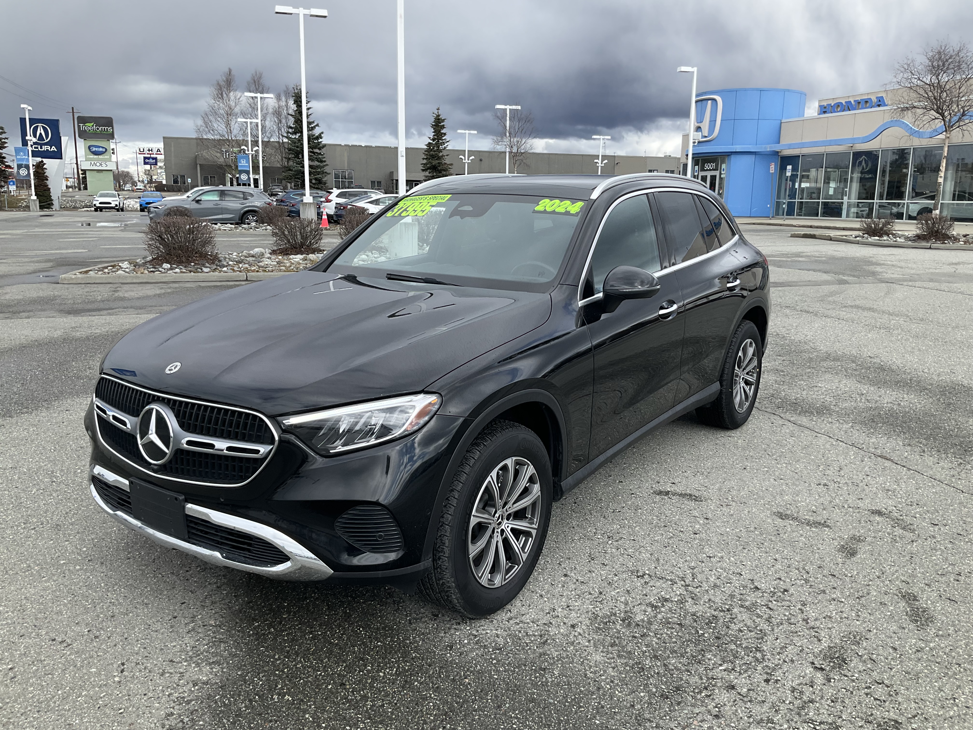 2024 Mercedes-Benz GLC GLC 300's photo