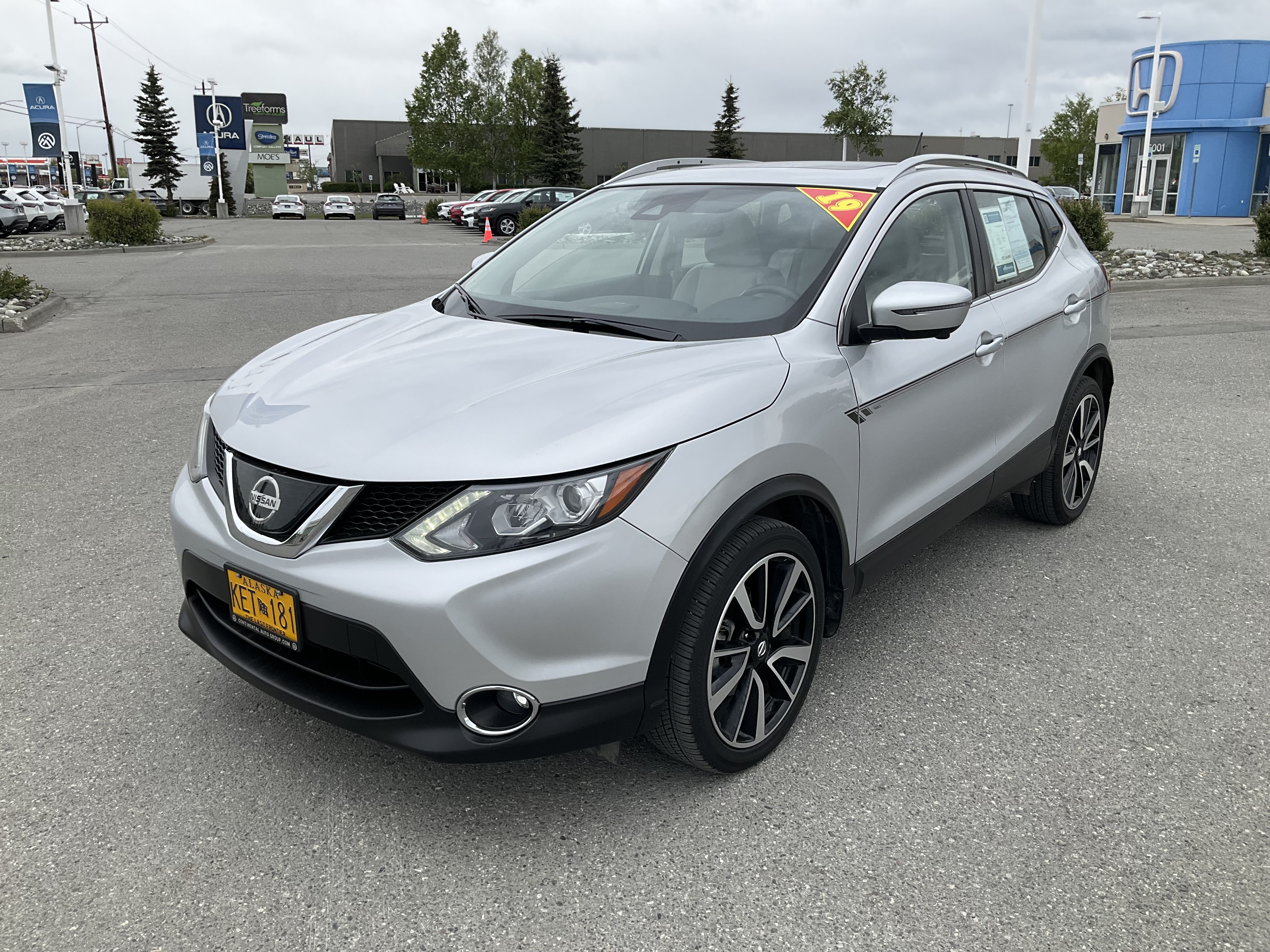 Used 2019 Nissan Rogue Sport SL with VIN JN1BJ1CR7KW620904 for sale in Anchorage, AK