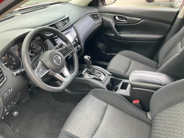2017 Nissan Rogue (U76374-2)