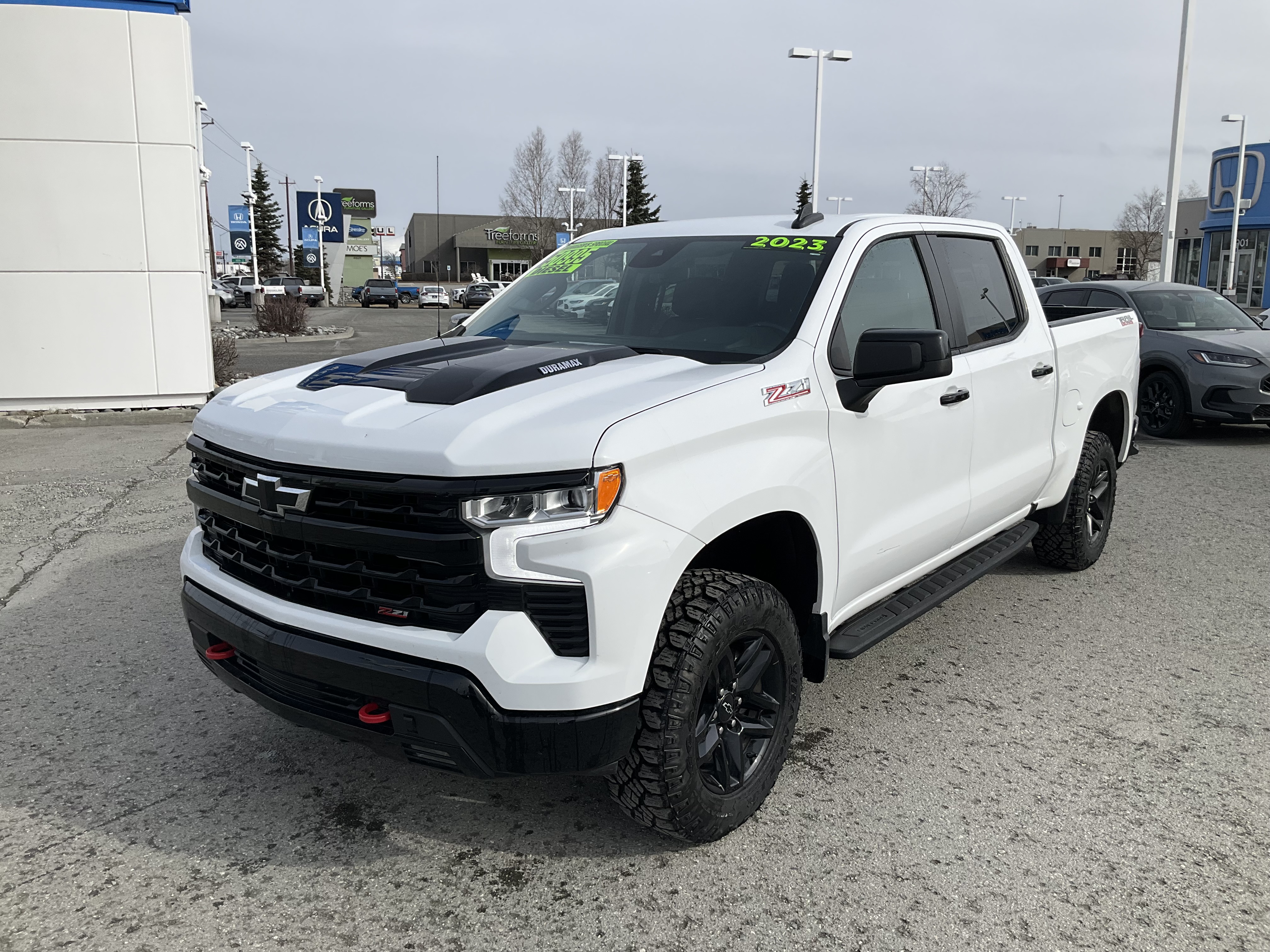 Used 2023 Chevrolet Silverado 1500 LT Trail Boss with VIN 3GCUDFE80PG189777 for sale in Anchorage, AK