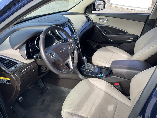 2017 Hyundai Santa Fe Sport (U77171-1)