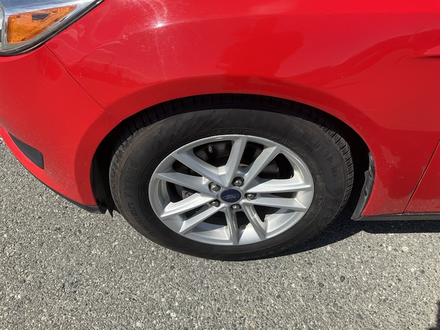 2016 Ford Focus (U77335-1)