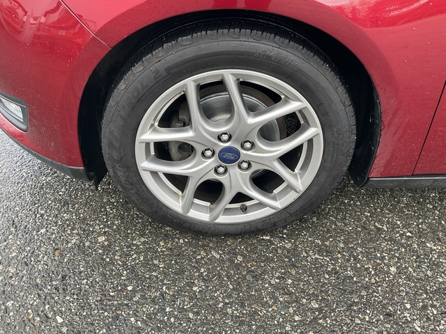 2015 Ford Focus (U78067-1)