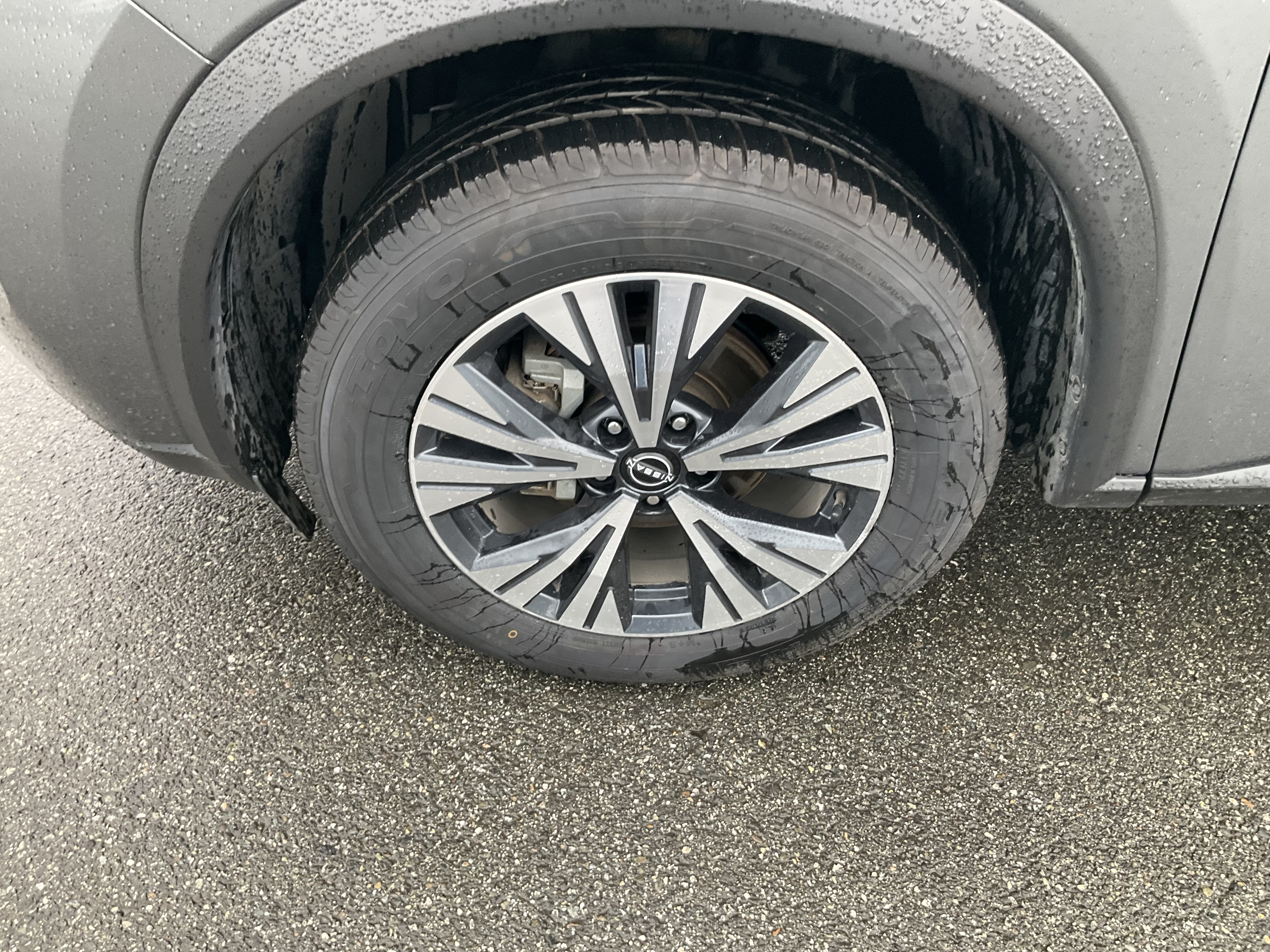 Used 2023 Grey Nissan SV image 6