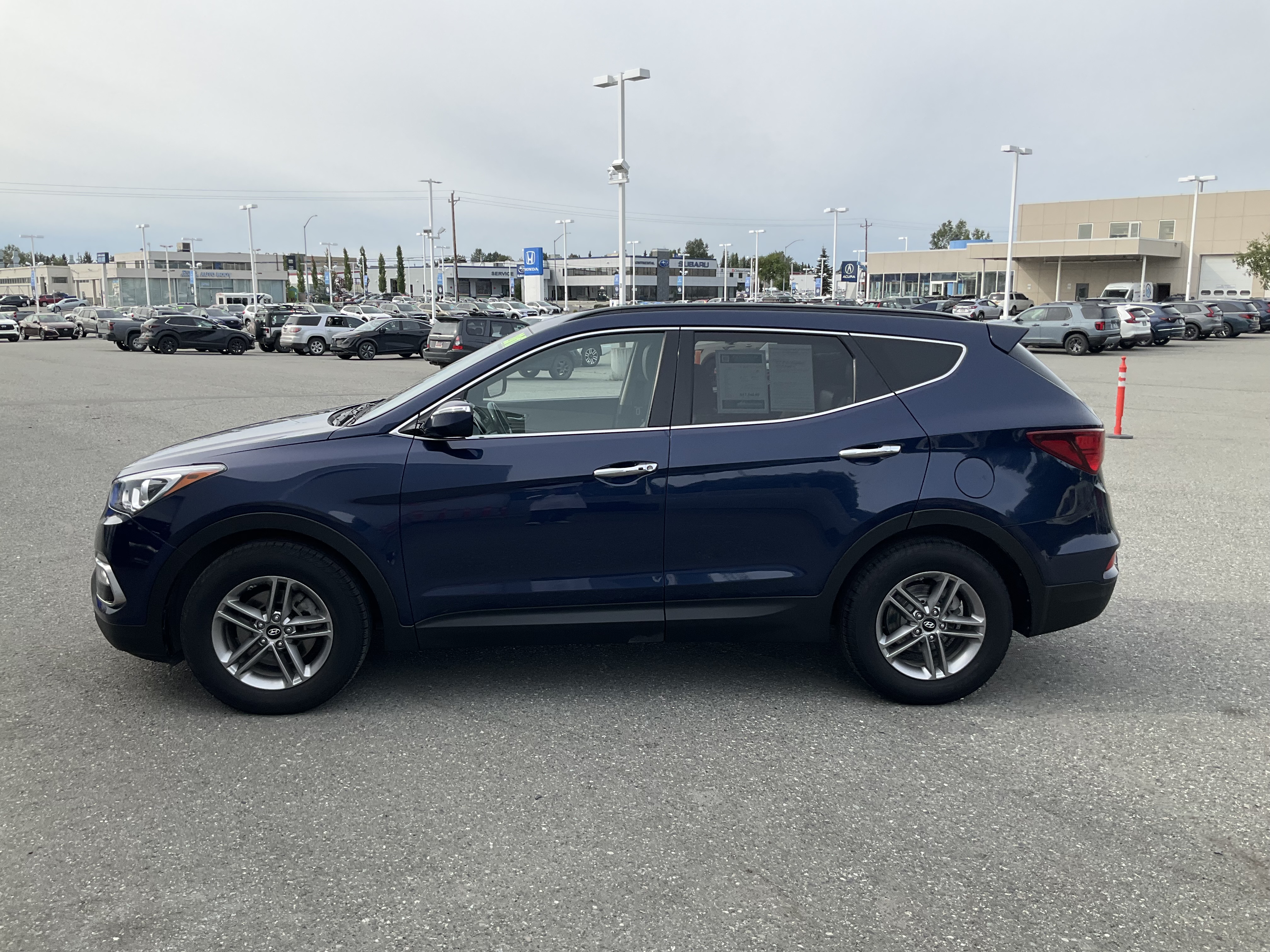 Used 2017 Blue Hyundai 2.4L image 3