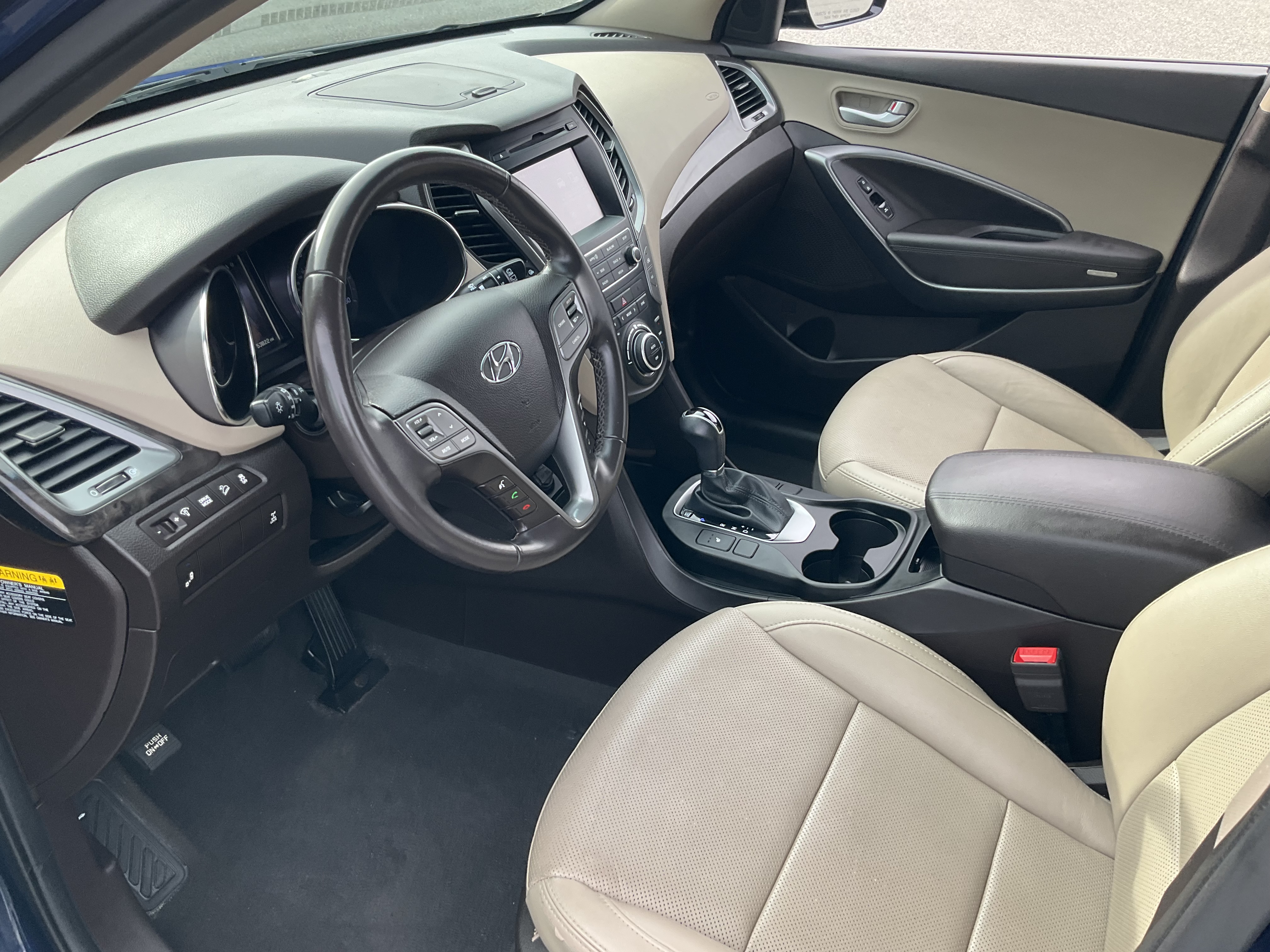 Used 2017 Blue Hyundai 2.4L image 5