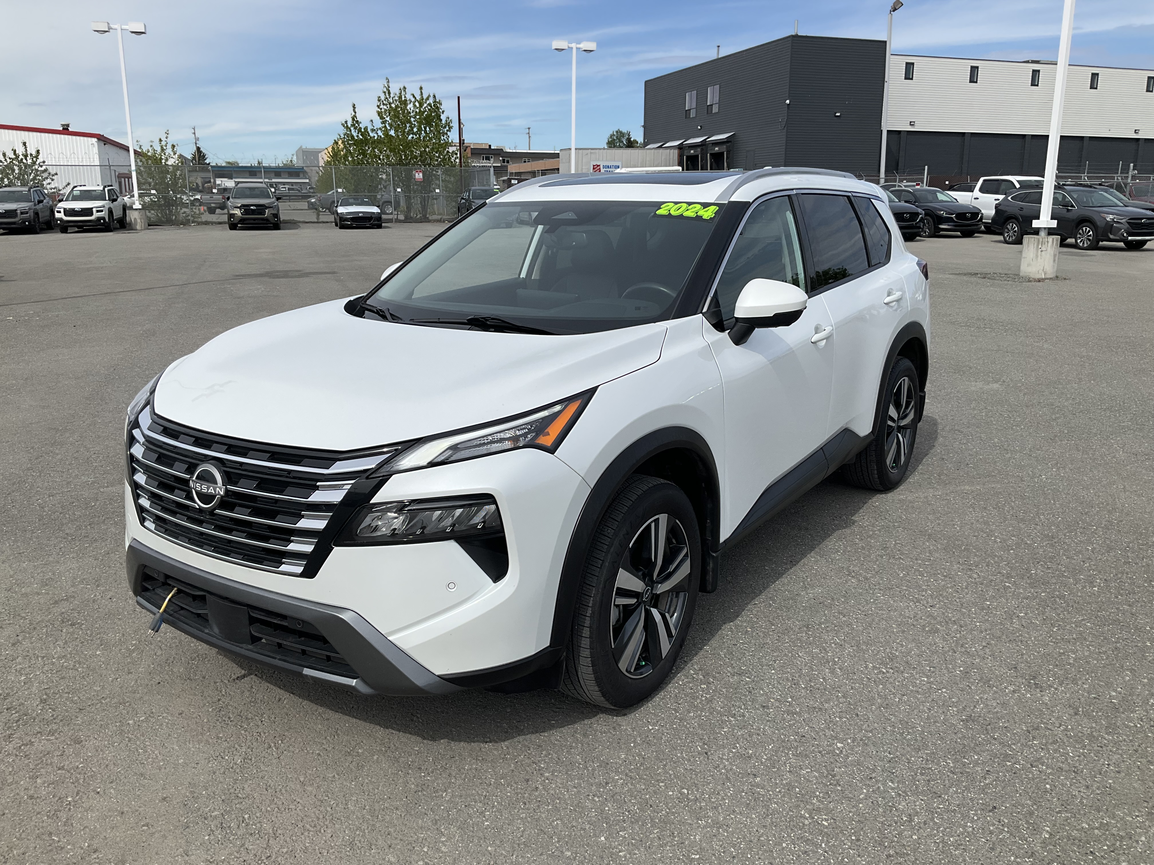 2024 Nissan Rogue SL AWD's photo