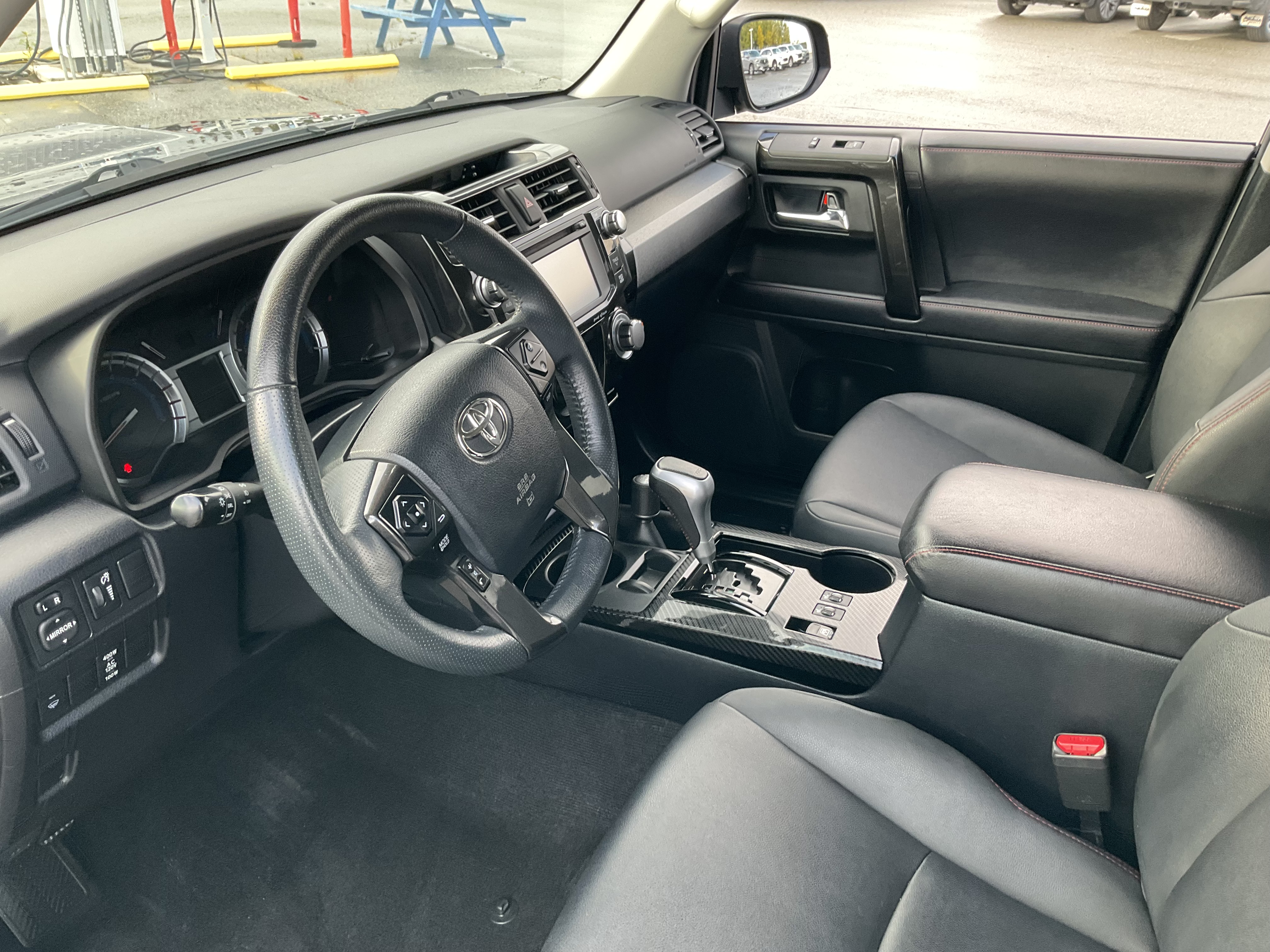 Used 2019 Midnight Black Metallic Toyota SR5/SR5 Premium/Limited/TRD Off Road/TRD Off Road Premium/TRD Pro/Limited Nightshade image 5
