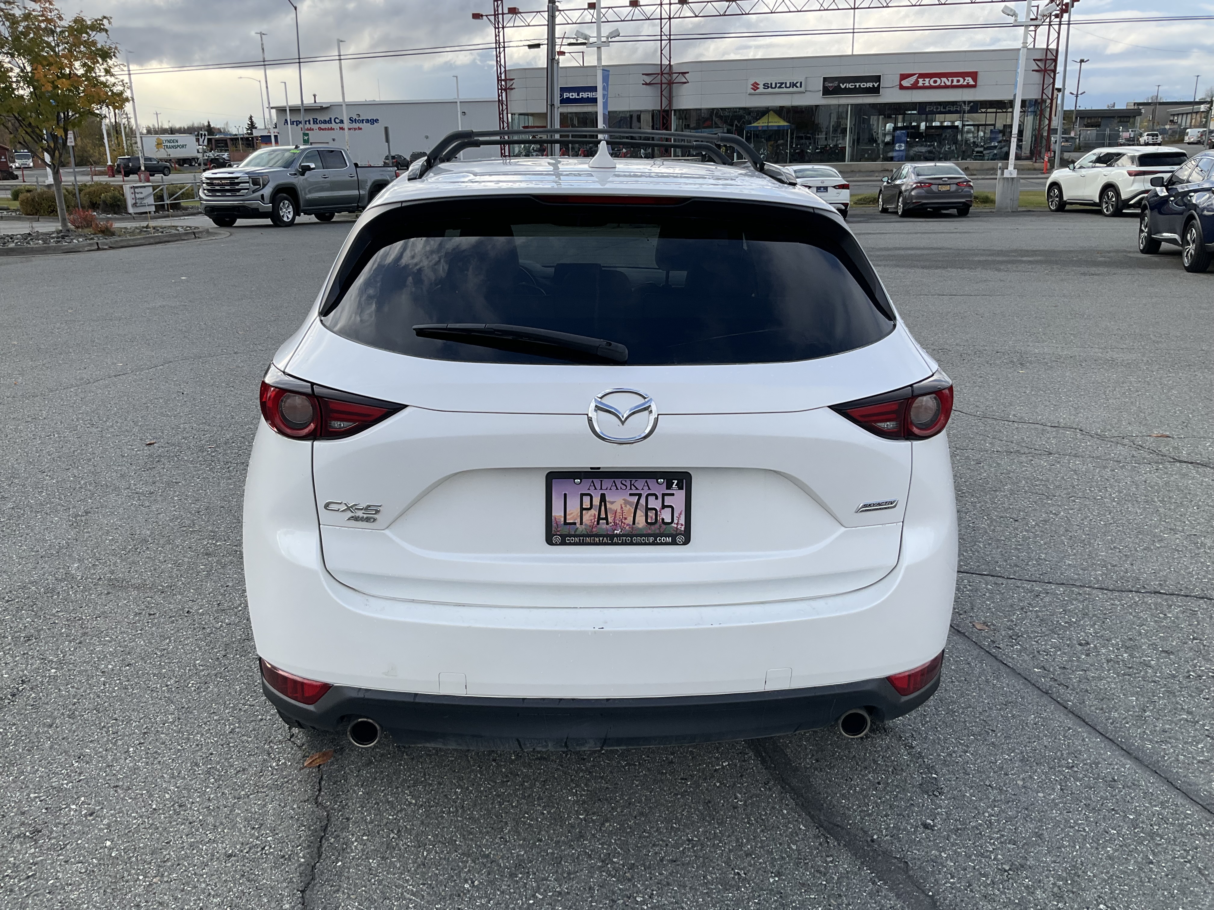 Used 2018 Snowflake White Pearl Mica Mazda Grand Touring image 4