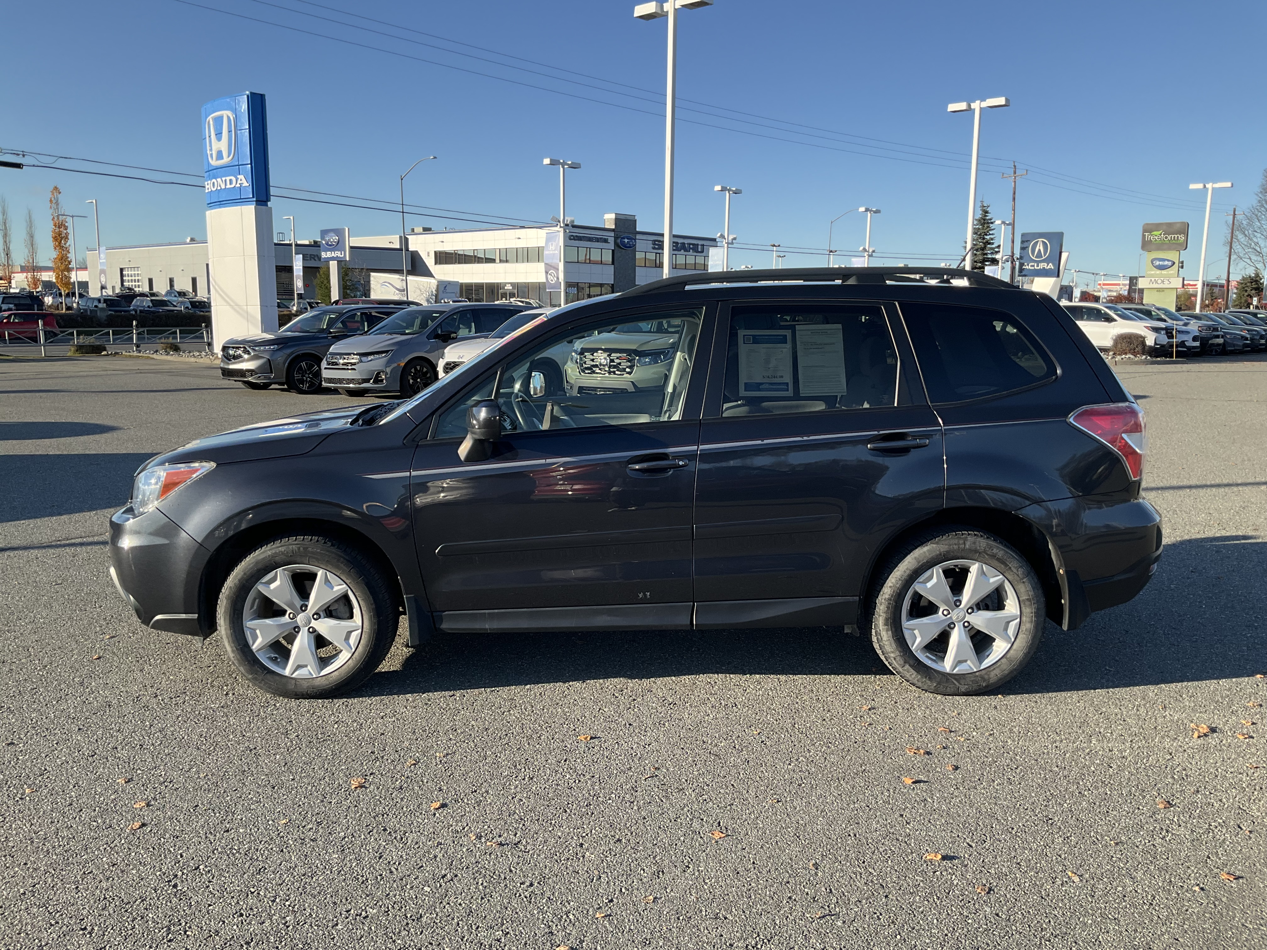 Used 2015 Dark Gray Metallic Subaru 2.5i Premium image 3